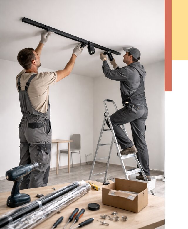 Установка трековых светильников в натяжной потолок в Тайшете от 4362 руб. | ОТДЕЛОЧНИК-Тшт